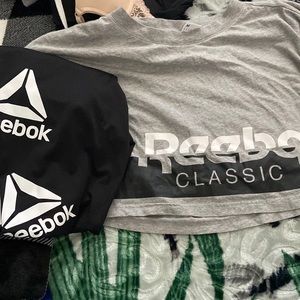 Reebok classic set! Shirt medium but fits like large and bottoms are a large.